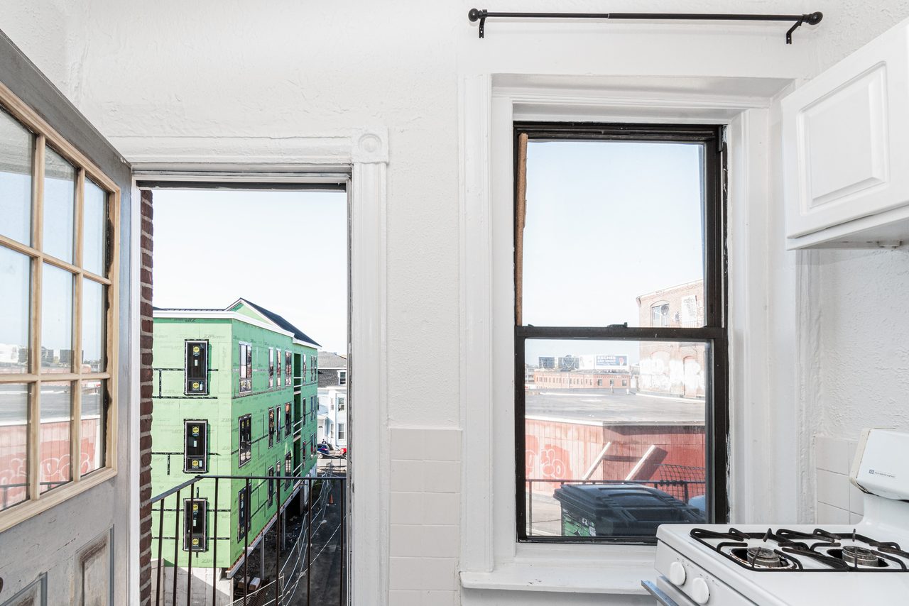  #1420: Allston - Full Bedroom A  -  #1420: Allston  - Gallery -  7