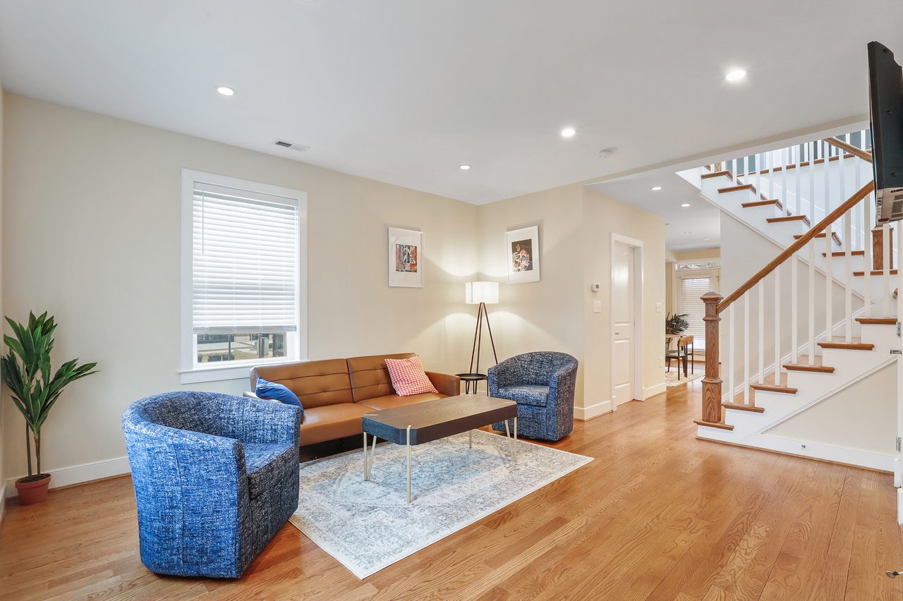  #1456: Capitol Hill - Full Bedroom C  -  #1456: Capitol Hill  - Gallery -  7