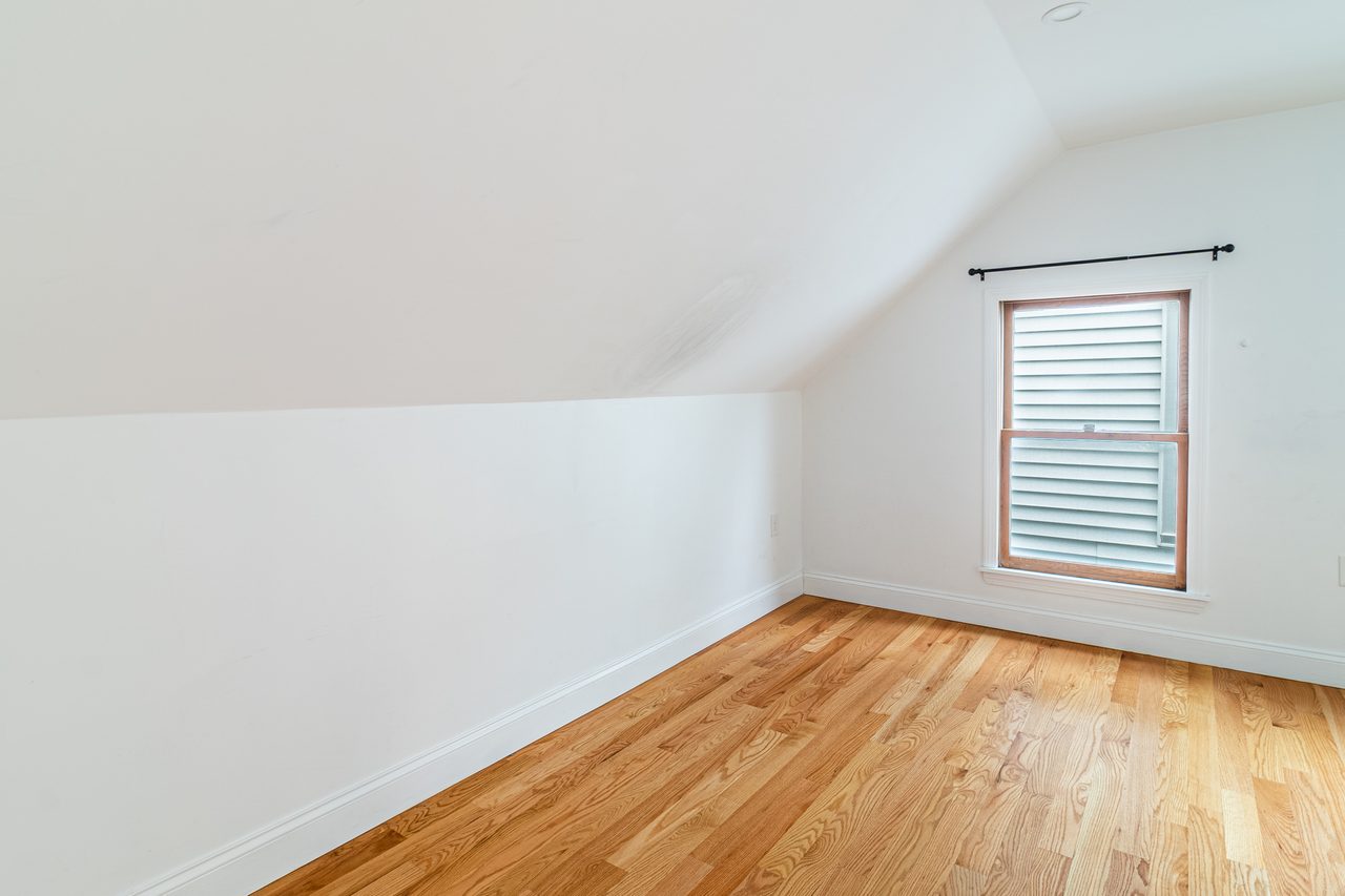  #1379: Somerville - Full Bedroom E  -  #1379: Somerville  - Gallery -  4