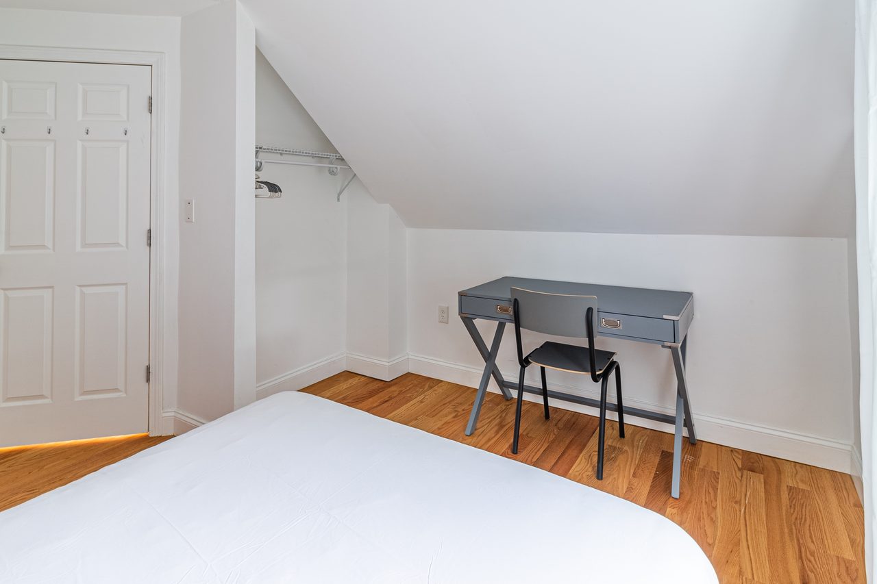 #1379: Somerville - Full Bedroom D  -  #1379: Somerville  - Gallery -  3