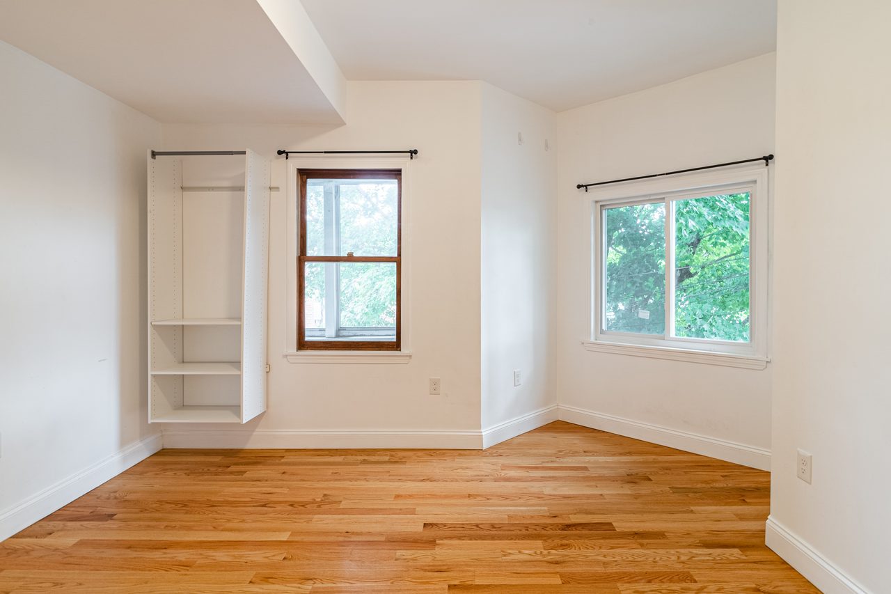  #1379: Somerville - Full Bedroom A  -  #1379: Somerville  - Gallery -  2