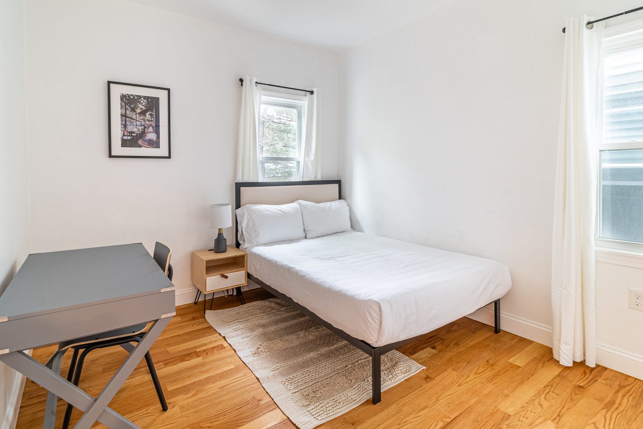  #1379: Somerville - Full Bedroom C  -  #1379: Somerville  - Gallery -  1