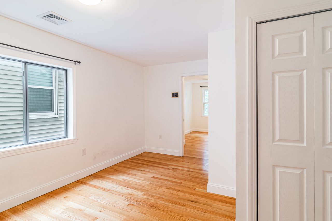  #1379: Somerville - Full Bedroom B  -  #1379: Somerville  - Gallery -  2