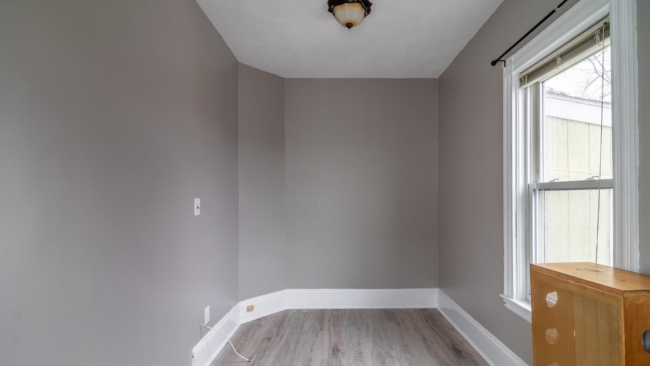  #1703: Somerville - Full Bedroom E  -  #1703: Somerville  - Gallery -  2