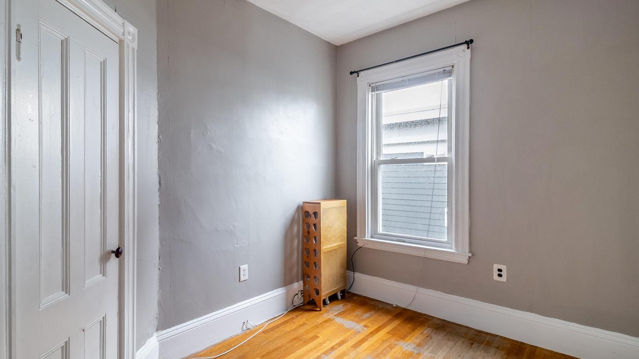  #1703: Somerville - Full Bedroom D  -  #1703: Somerville  - Gallery -  3