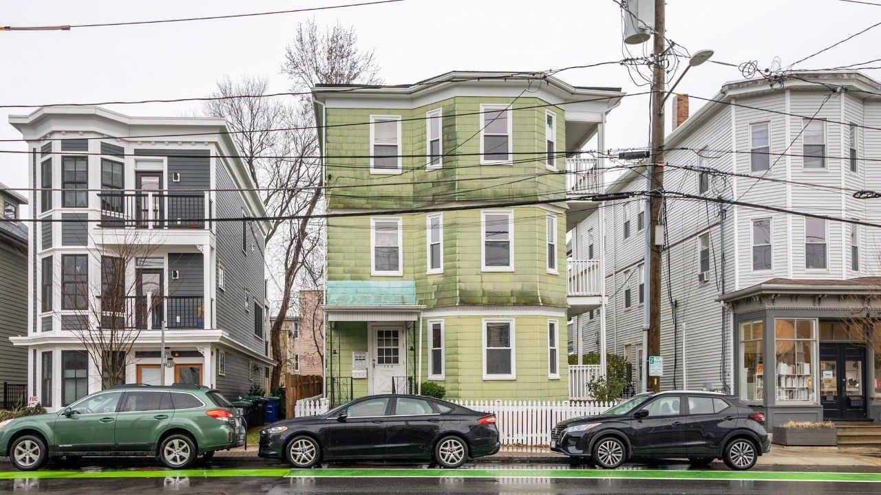 #1703: Somerville - Full Bedroom B - #1703: Somerville - Gallery - 4
