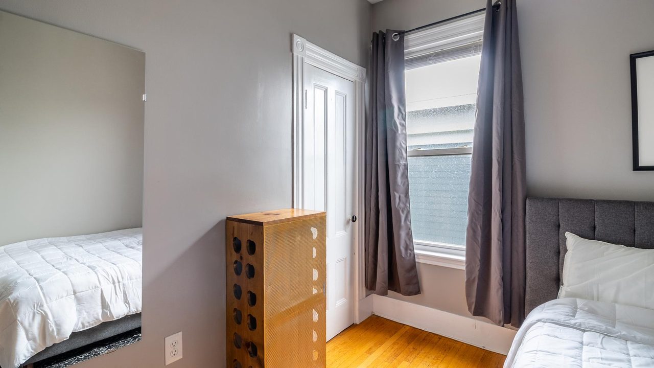 #1703: Somerville - Full Bedroom B - #1703: Somerville - Gallery - 7