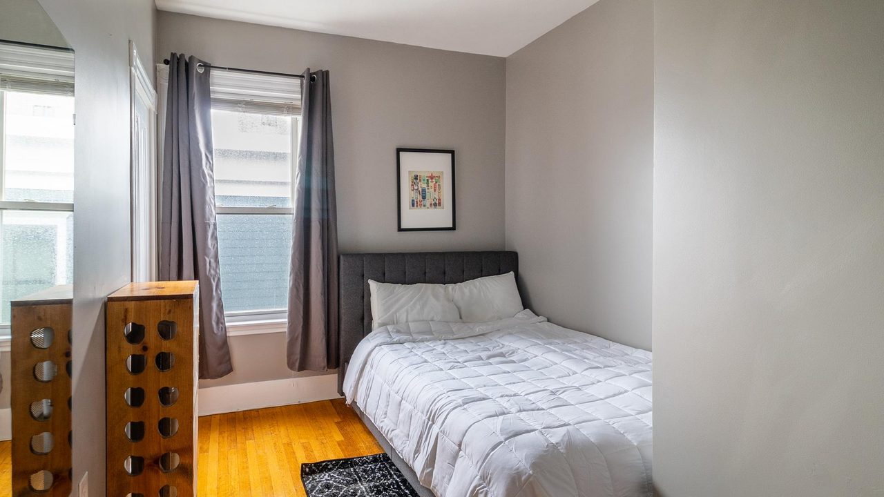 #1703: Somerville - Full Bedroom B - #1703: Somerville - Gallery - 6