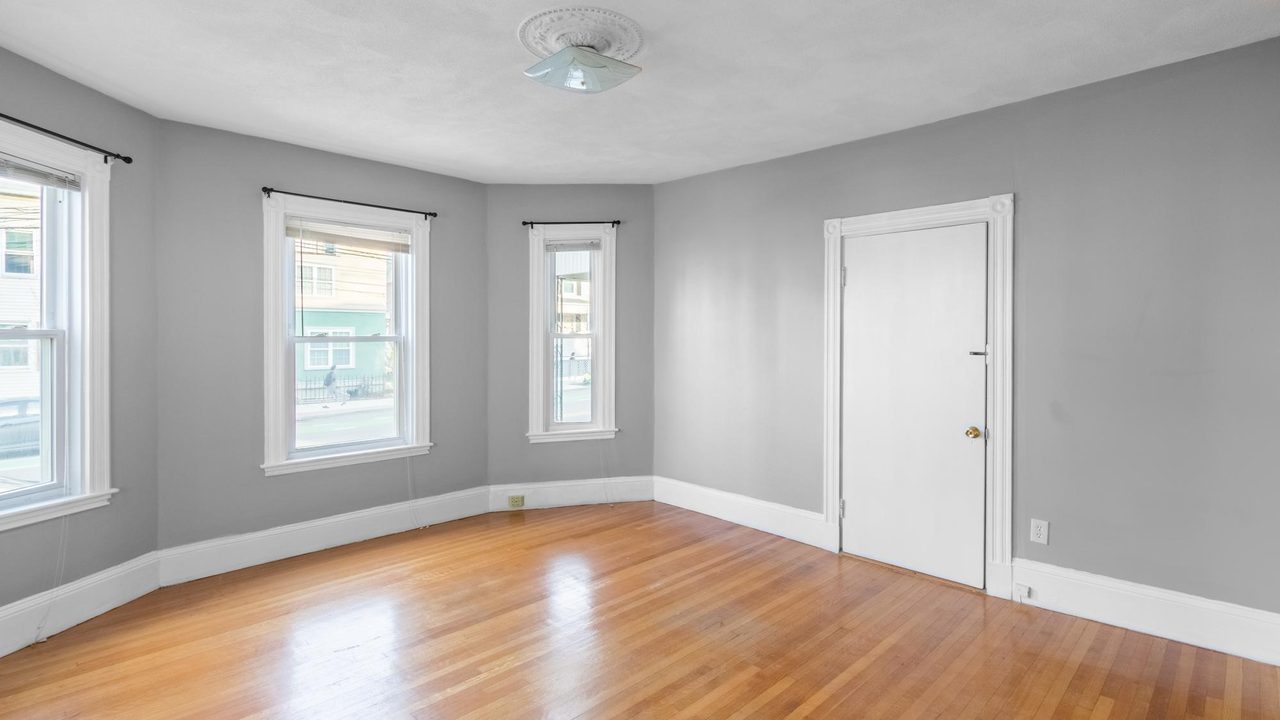  #1701: Somerville - Queen Bedroom A  -  #1701: Somerville  - Gallery -  13