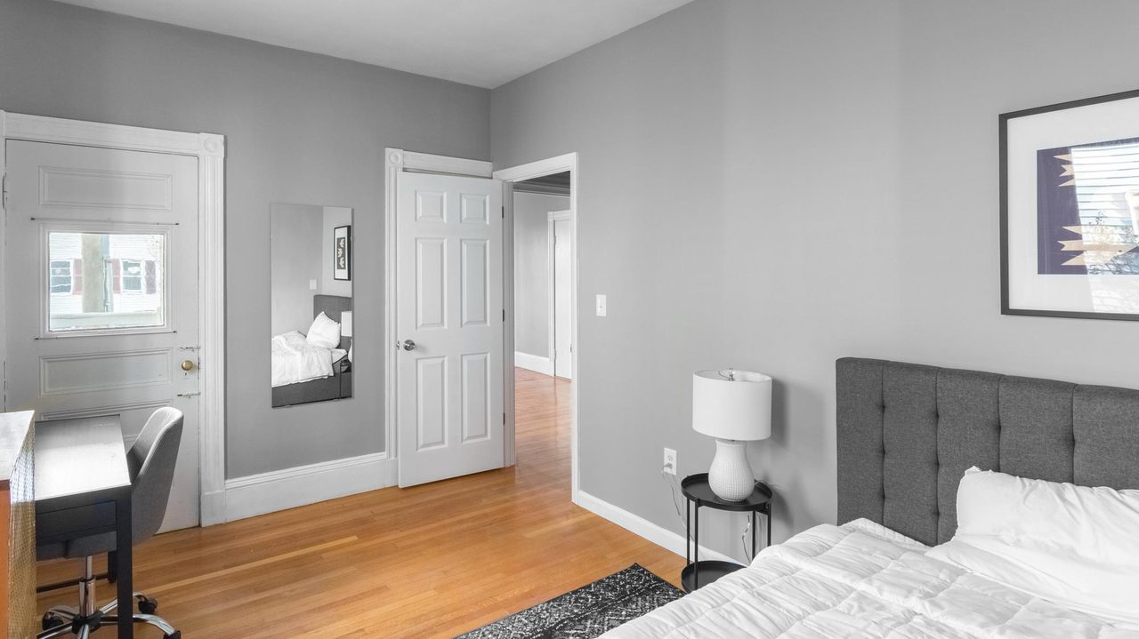  #1701: Somerville - Full Bedroom C  -  #1701: Somerville  - Gallery -  3