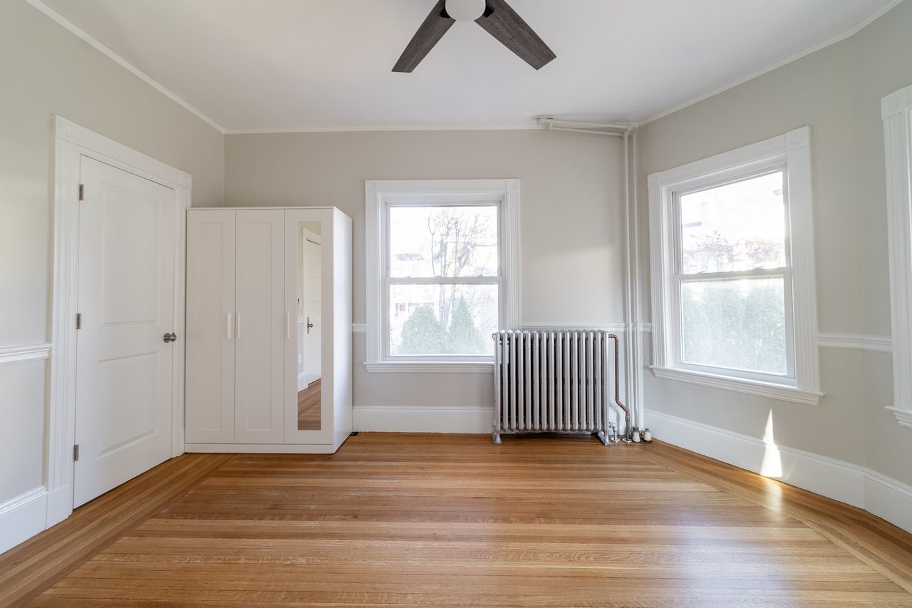 #1801: Brookline - Queen Bedroom E - 14