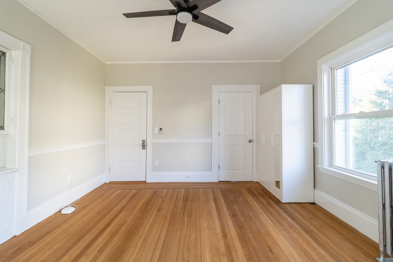 #1801: Brookline - Queen Bedroom E - 13