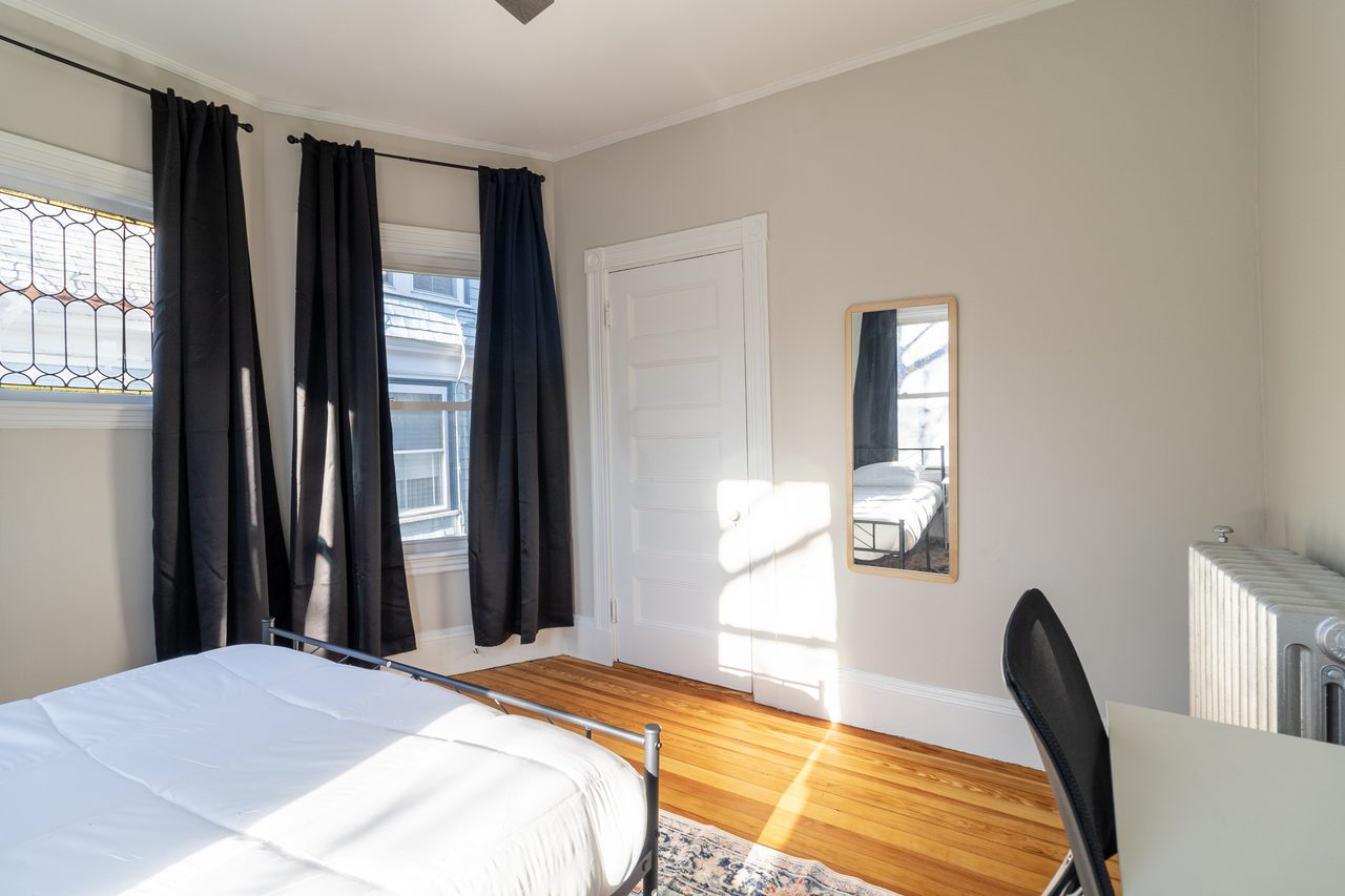 #1801: Brookline - Queen Bedroom B - 8