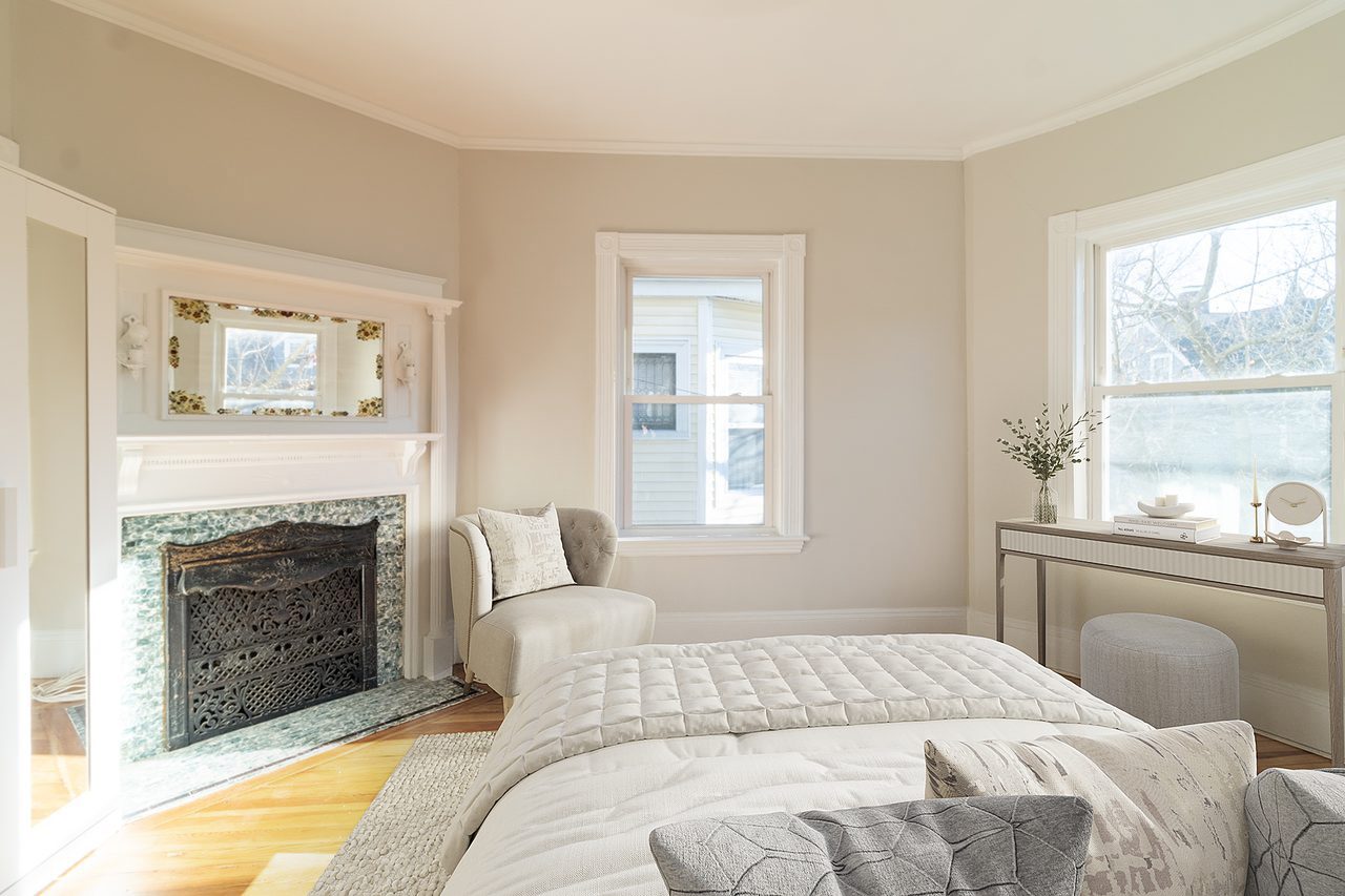 #1801: Brookline - Queen Bedroom A - 14