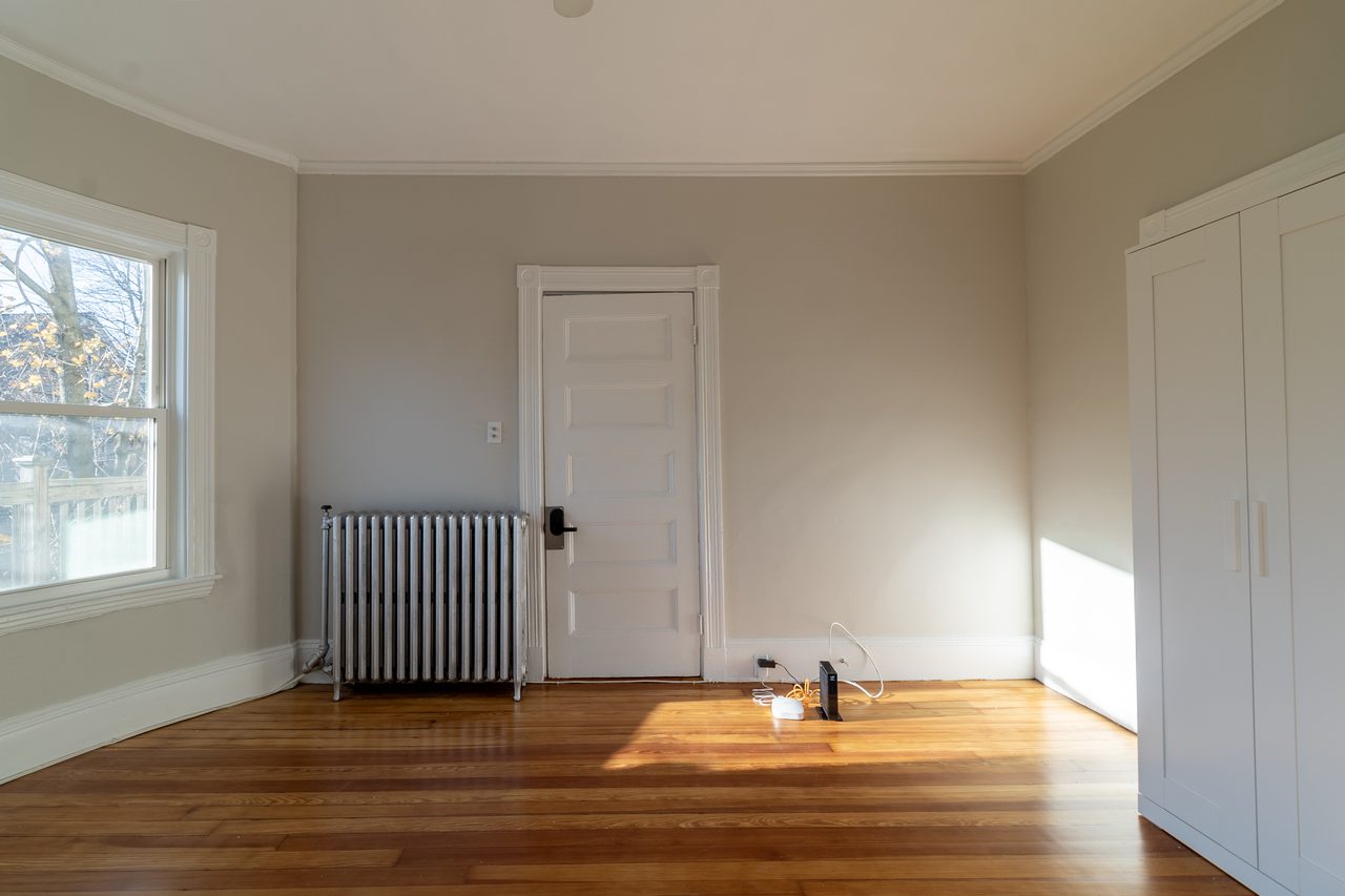 #1801: Brookline - Queen Bedroom A - 11