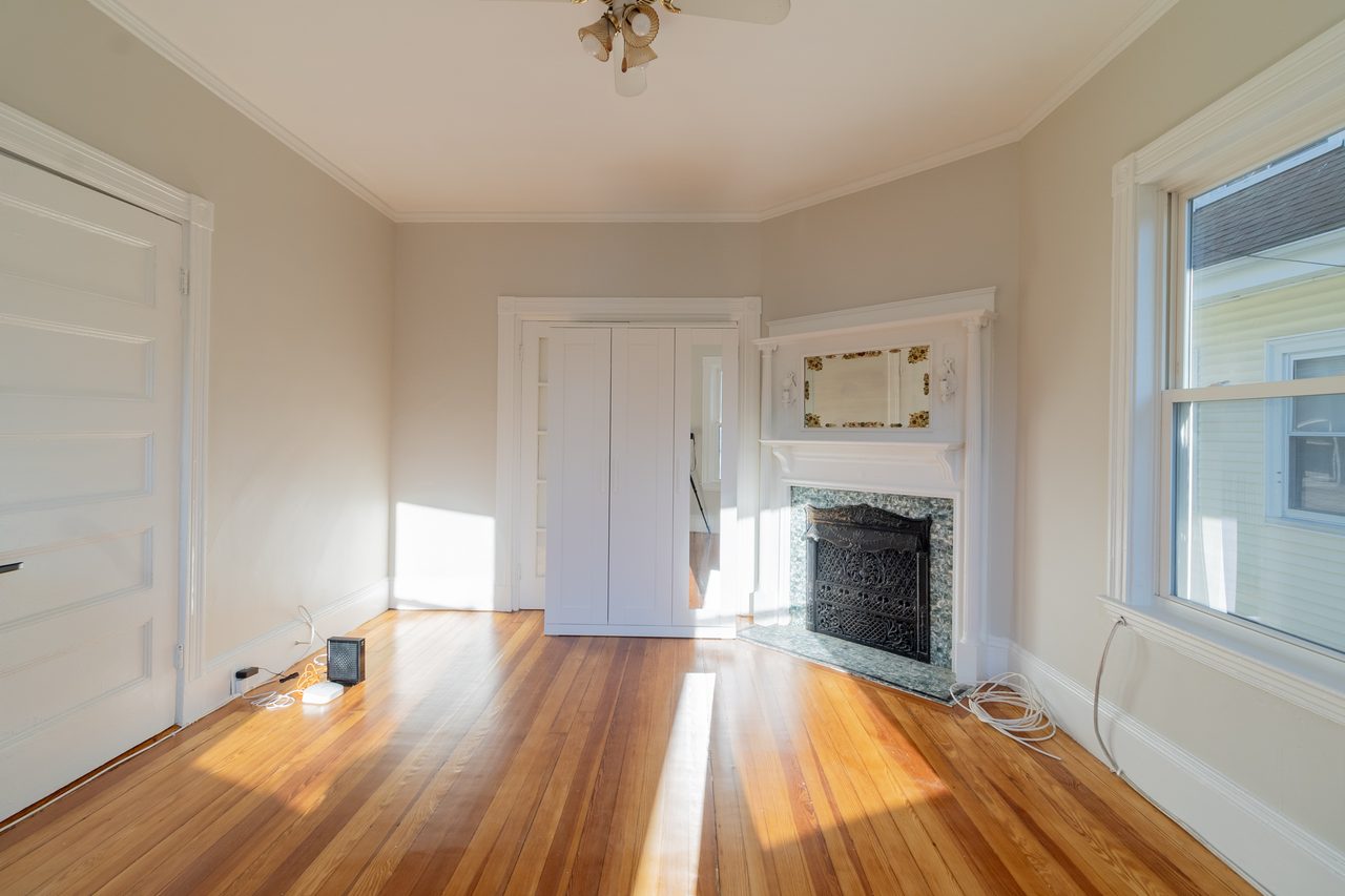 #1801: Brookline - Queen Bedroom A - 12