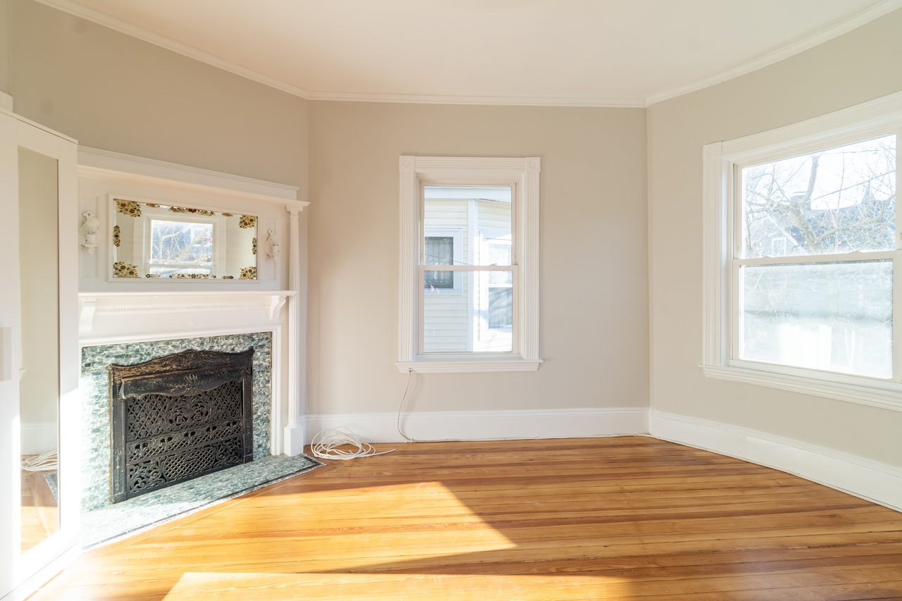 #1801: Brookline - Queen Bedroom A - 13