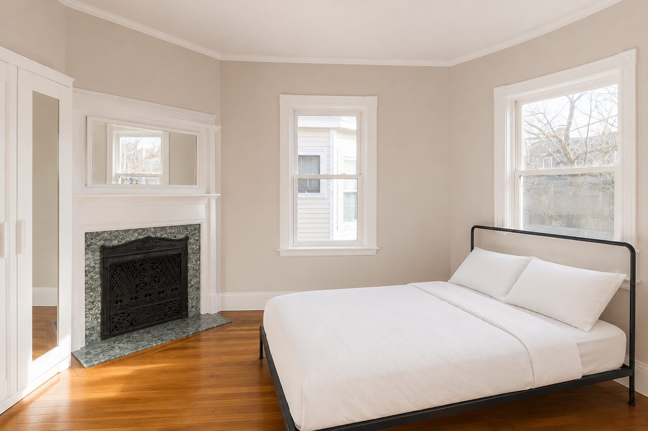 #1801: Brookline - Queen Bedroom A - 2