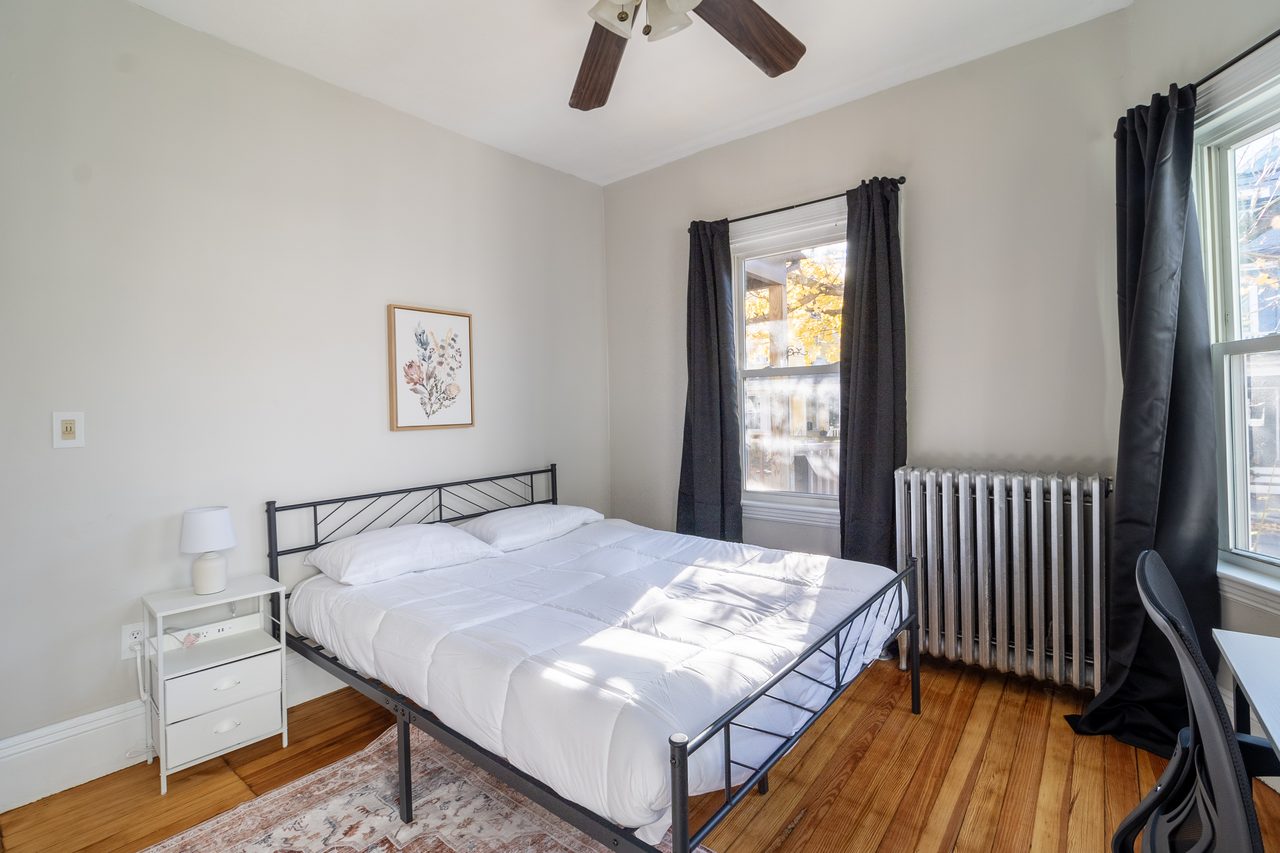 #1799: Brookline - Queen Bedroom B - 13