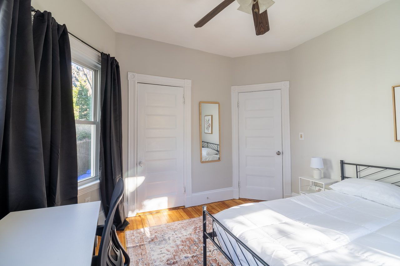 #1799: Brookline - Queen Bedroom B - 11