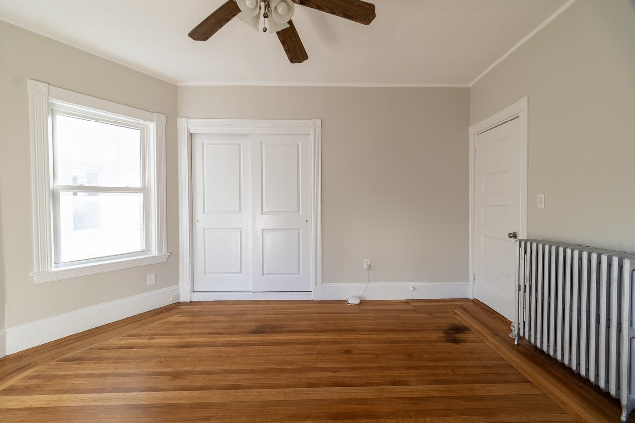 #1799: Brookline - Queen Bedroom E - 9