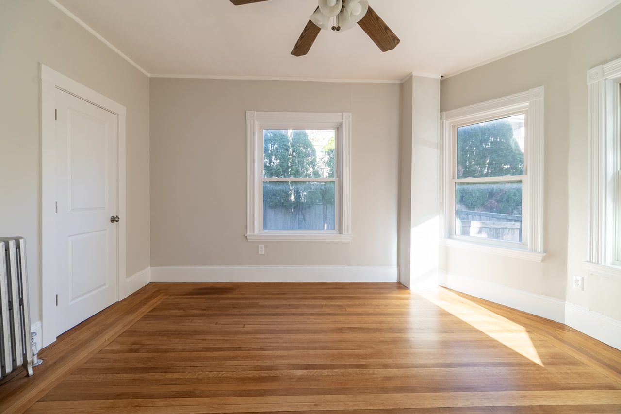 #1799: Brookline - Queen Bedroom E - 11