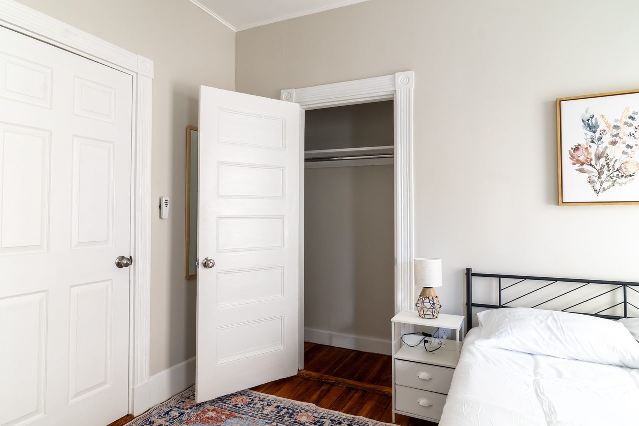 #1799: Brookline - Queen Bedroom D - 10