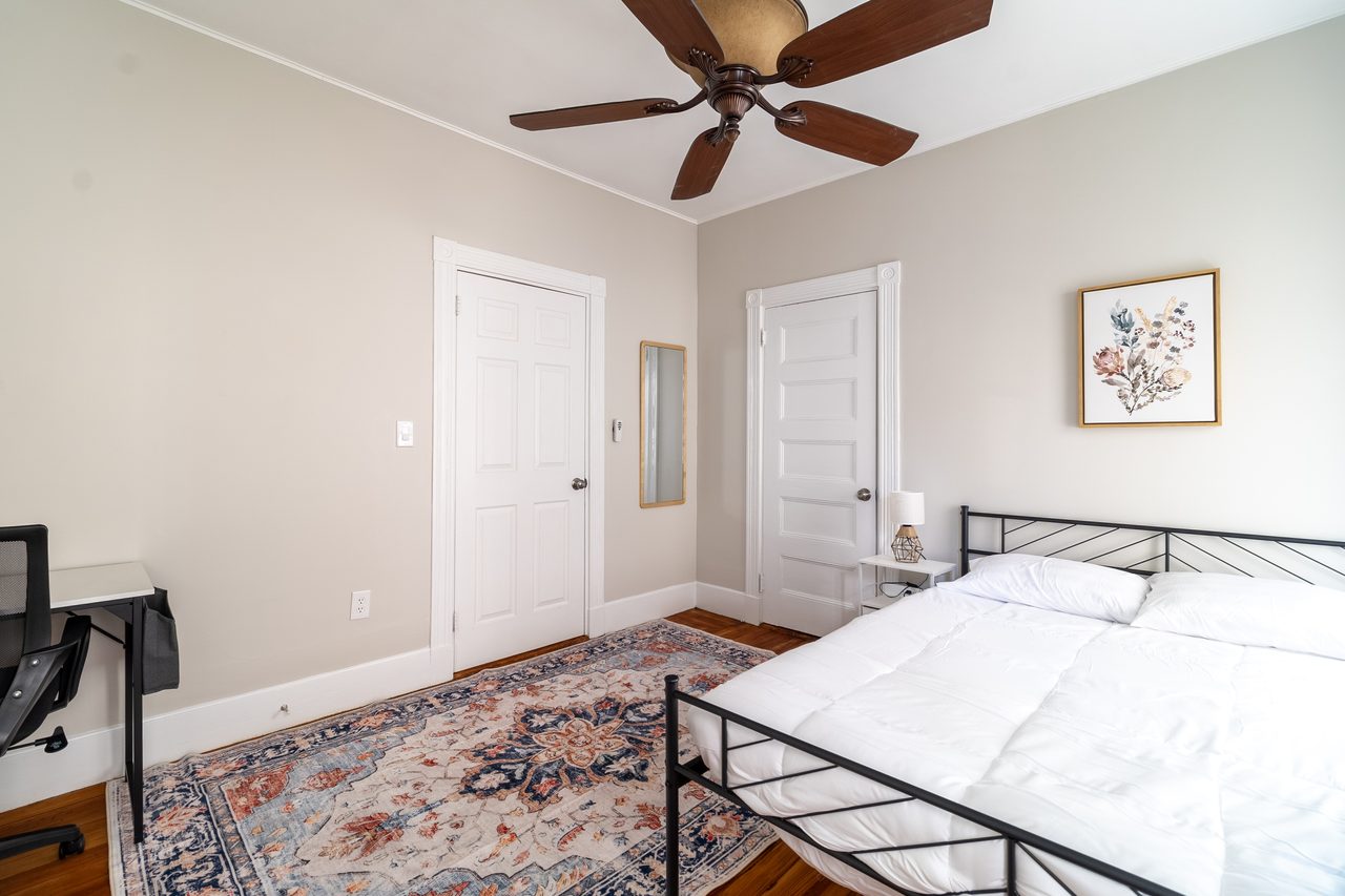 #1799: Brookline - Queen Bedroom D - 11