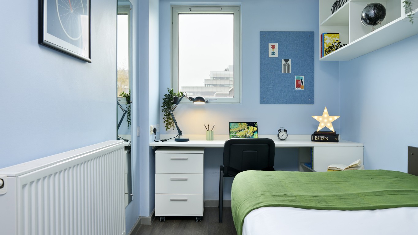 Silver Plus En-Suite - Calcott Ten - Gallery - 1