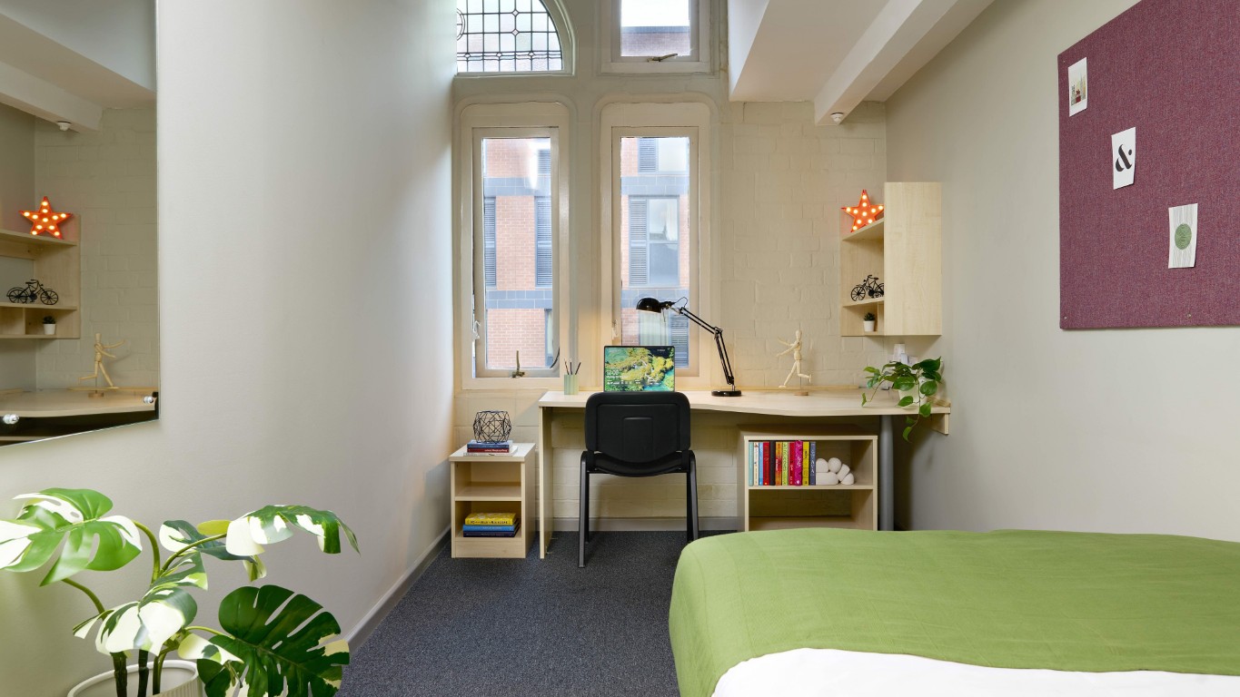 Gold 1 Bed Apartment - Calcott Ten - Gallery - 1