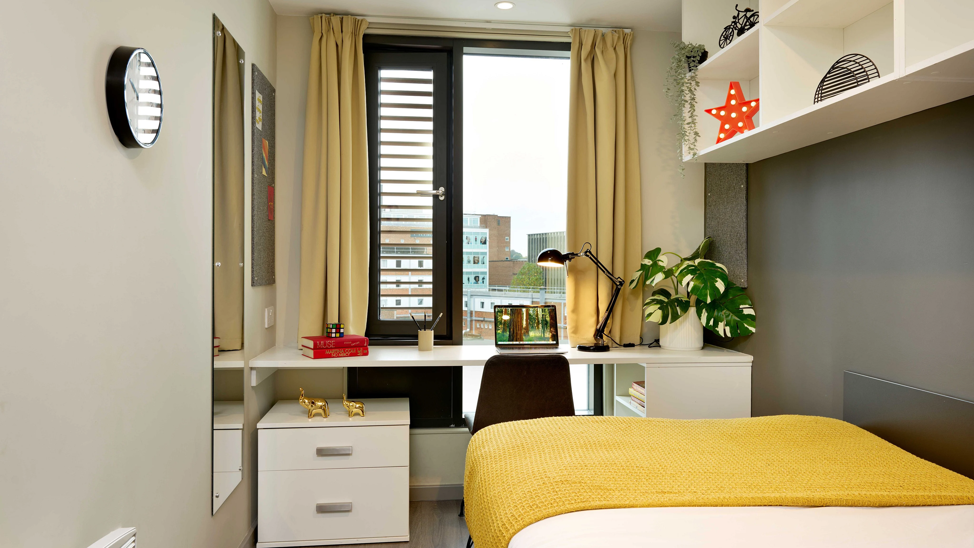  Silver Ensuite  -  Millennium View  - Gallery -  1