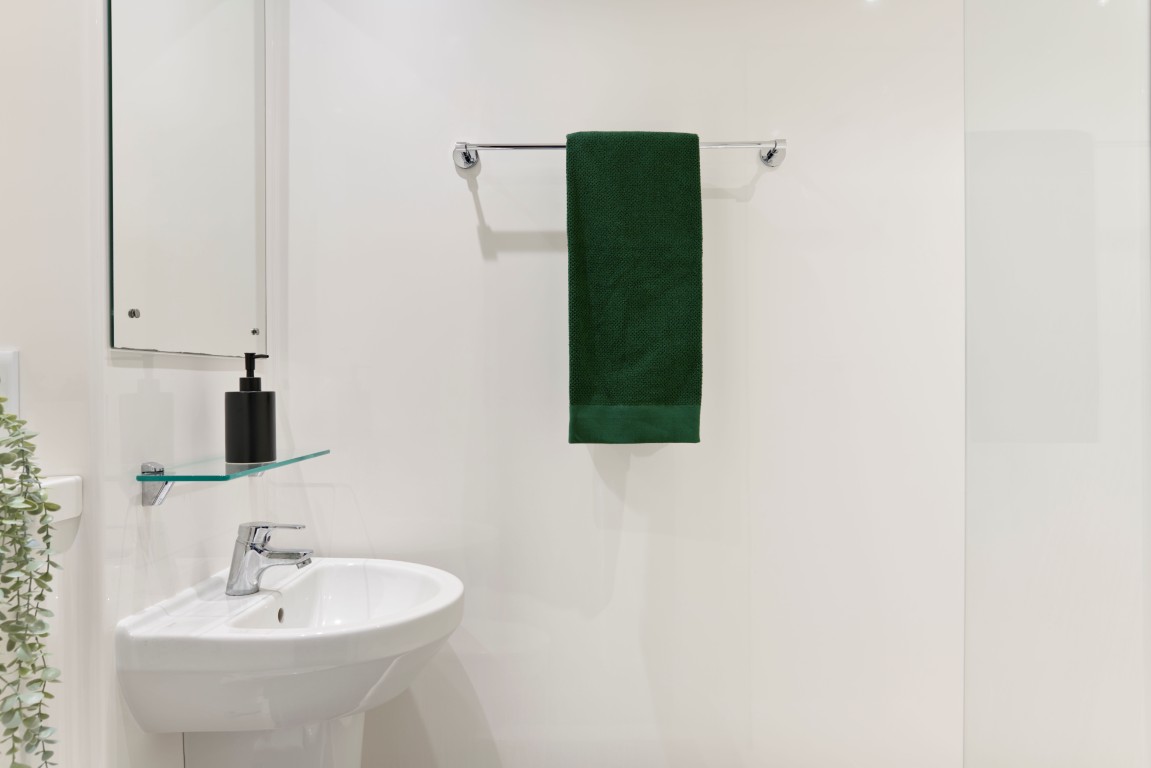  Gold Plus Ensuite  -  Westwood Student Mews  - Gallery -  5