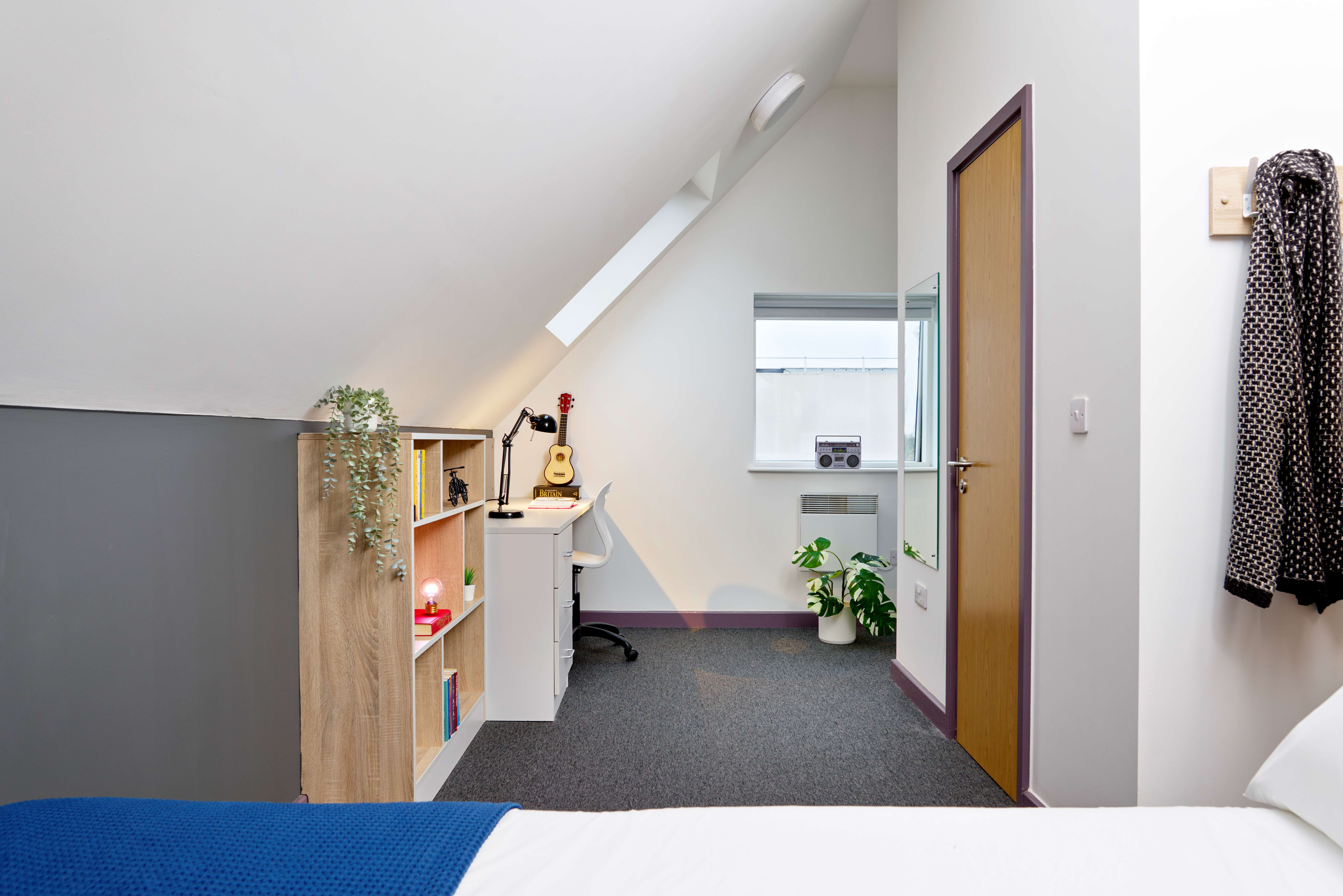  Gold Plus Ensuite  -  Westwood Student Mews  - Gallery -  1