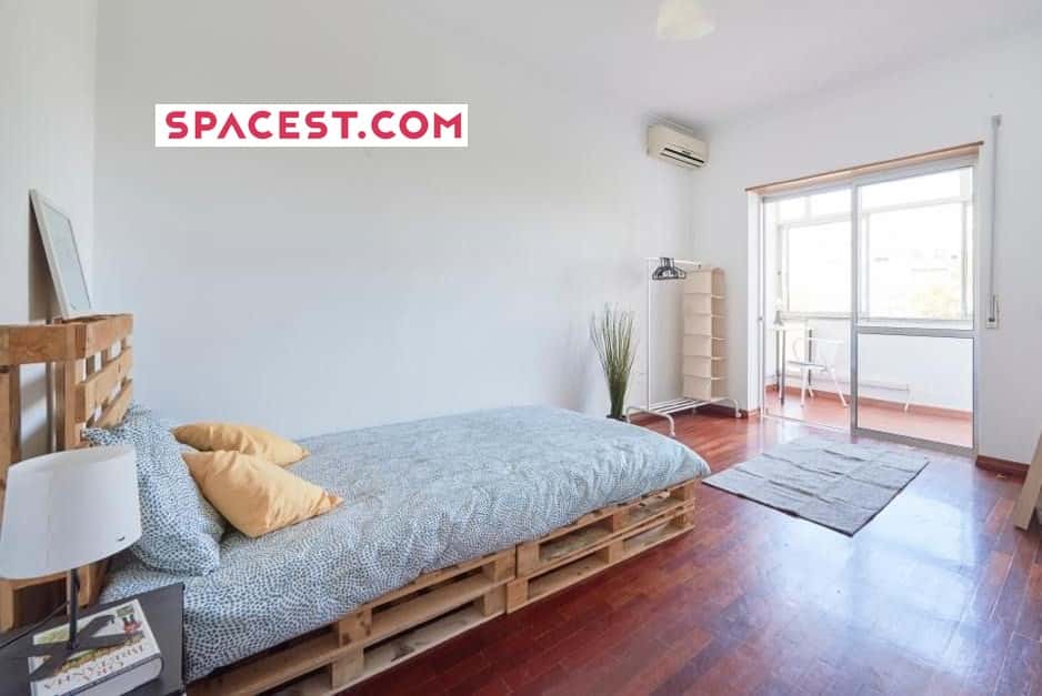 Bedroom In A 5-Bedroom Apartment, Almada - Room 5 - 1