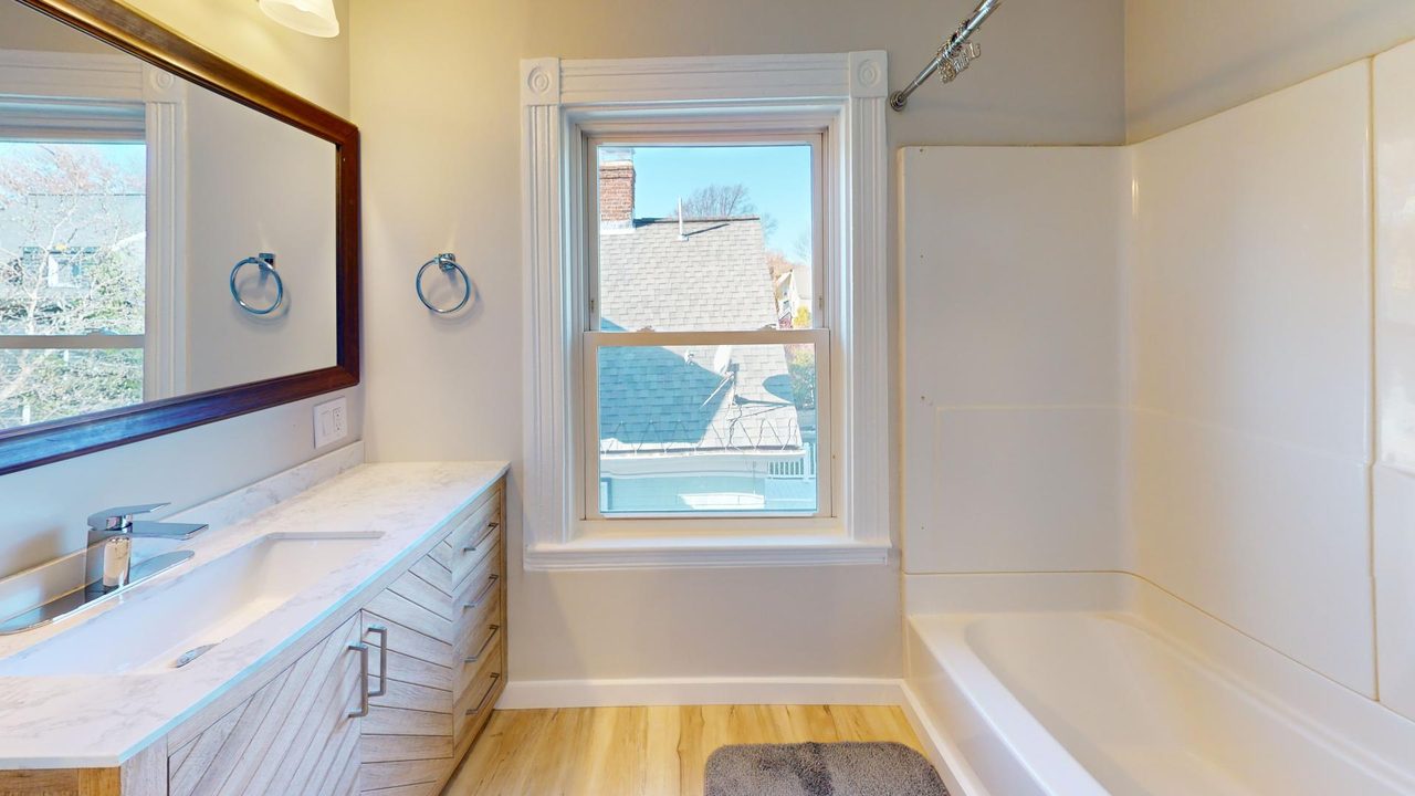 #1800: Brookline - Queen Bedroom B - #1800: Brookline - Gallery - 7