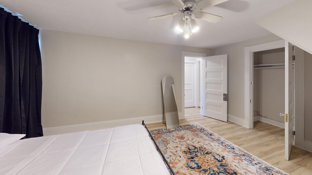 #1800: Brookline - Queen Bedroom B - #1800: Brookline - Gallery - 2