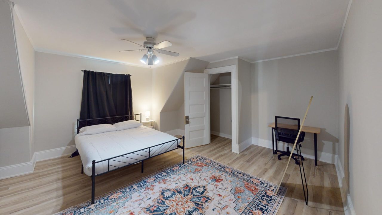 #1800: Brookline - Queen Bedroom A - #1800: Brookline - Gallery - 2