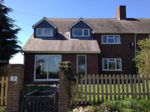 Large family home nr Cardiff Airprt