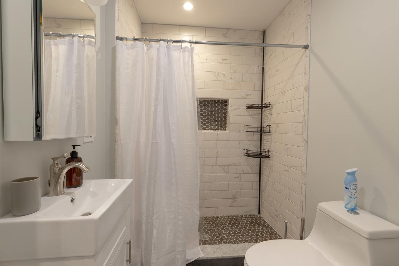 #329: Savin Hill - Queen Bedroom C - 11