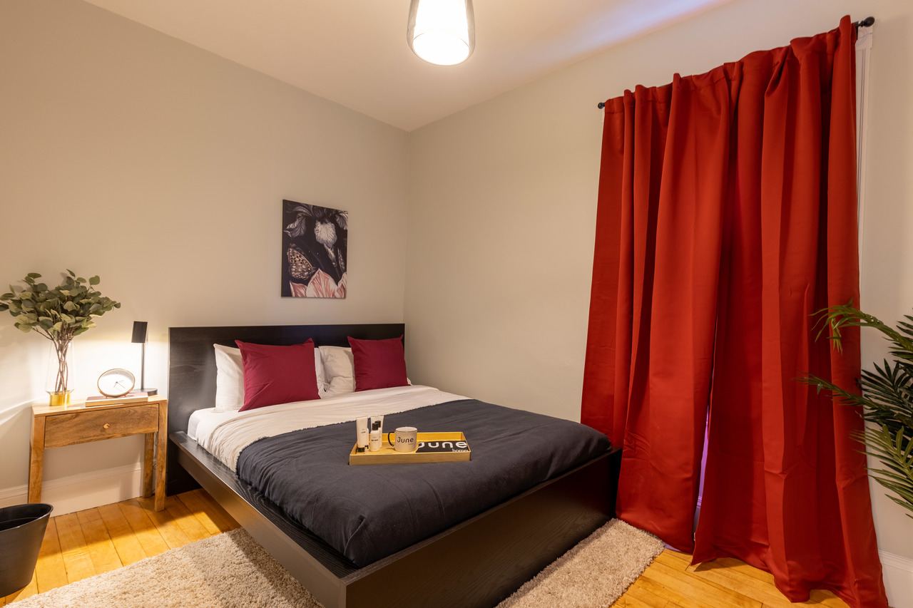 #329: Savin Hill - Queen Bedroom C - 14