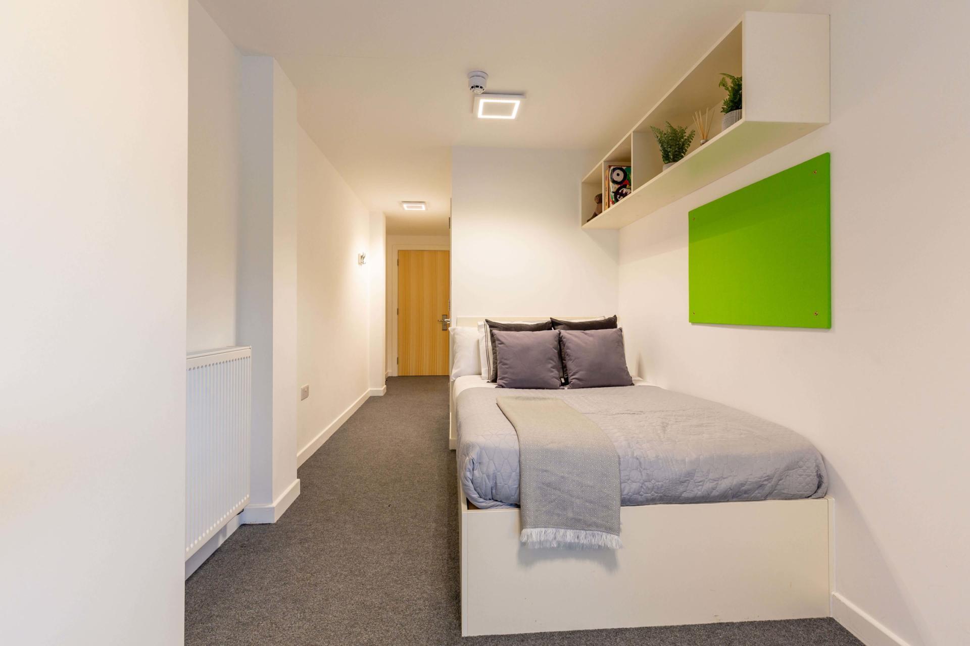 Standard En-Suite  -  Hollingbury House  - Gallery -  8