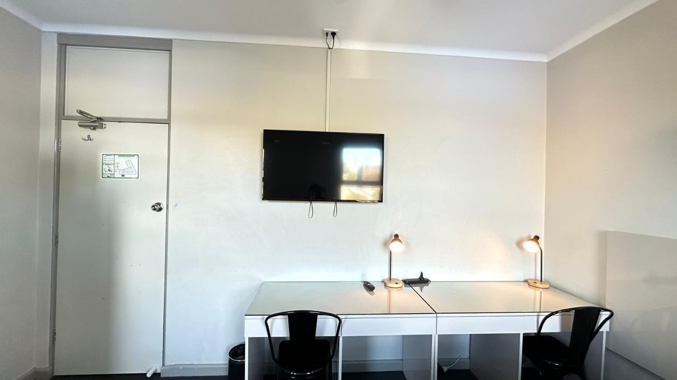  Twin/King/Standard  -  Arundel St, Forest Lodge  - Gallery -  3