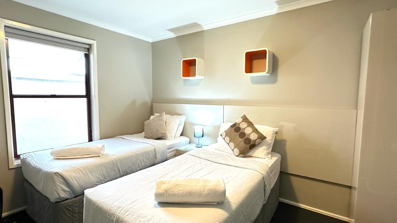  Twin/King/Standard  -  Arundel St, Forest Lodge  - Gallery -  9