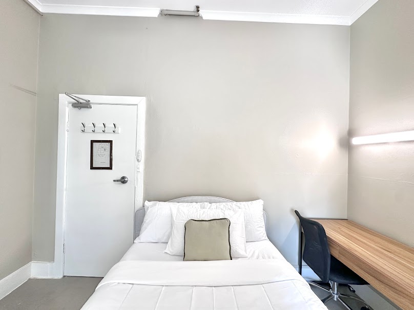  Double Bed / Double  -  Crown St Surry Hills  - Gallery -  1