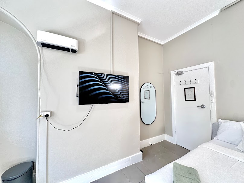 Double Bed / Double  -  Crown St Surry Hills  - Gallery -  11