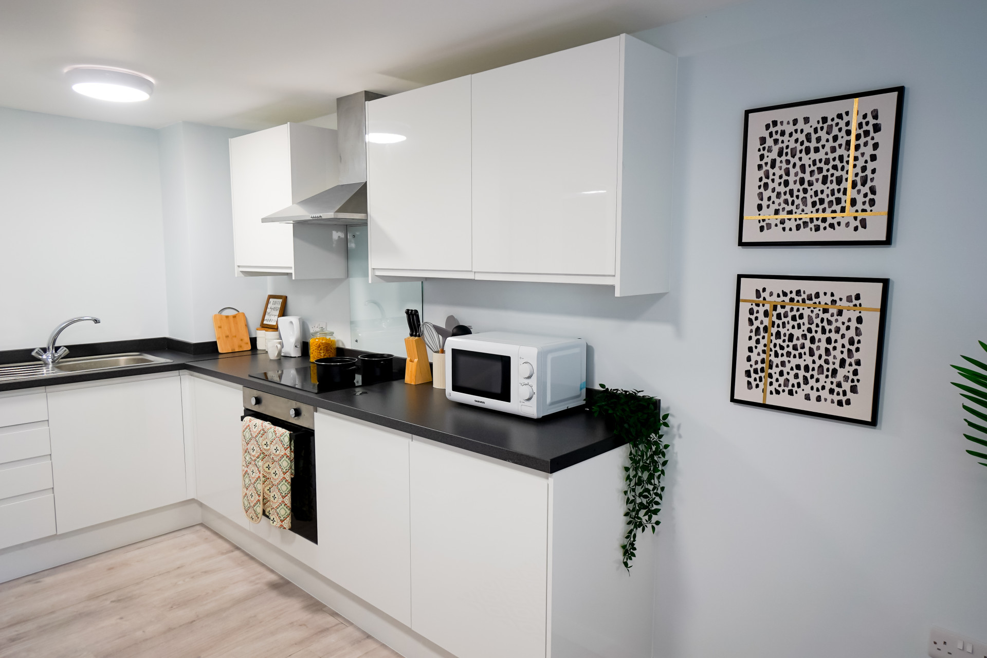 Silver Studio - Madison Gardens - Gallery - 7