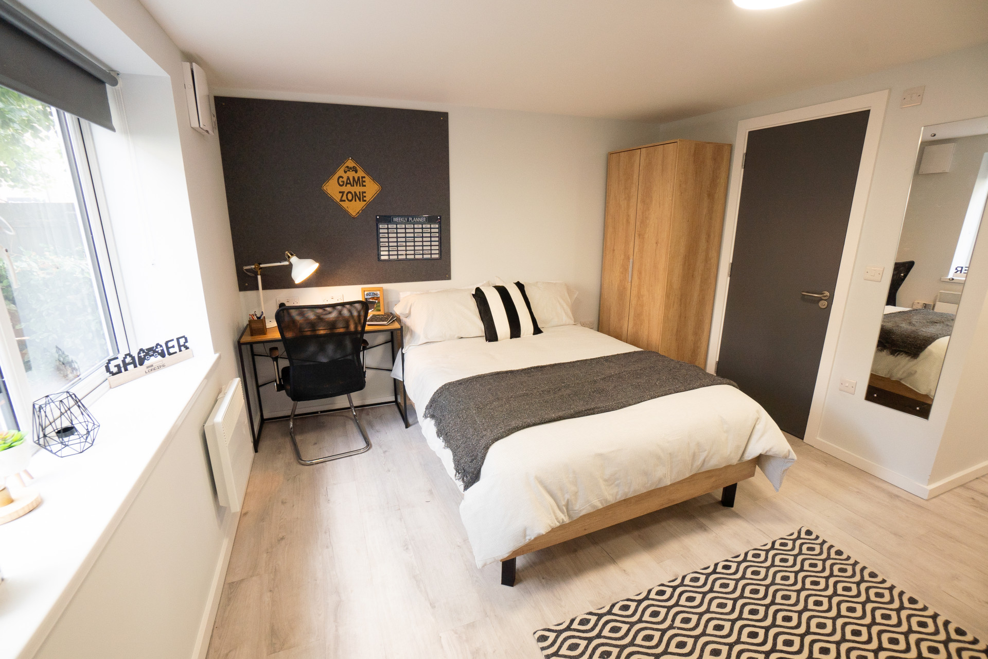 Silver Studio - Madison Gardens - Gallery - 10