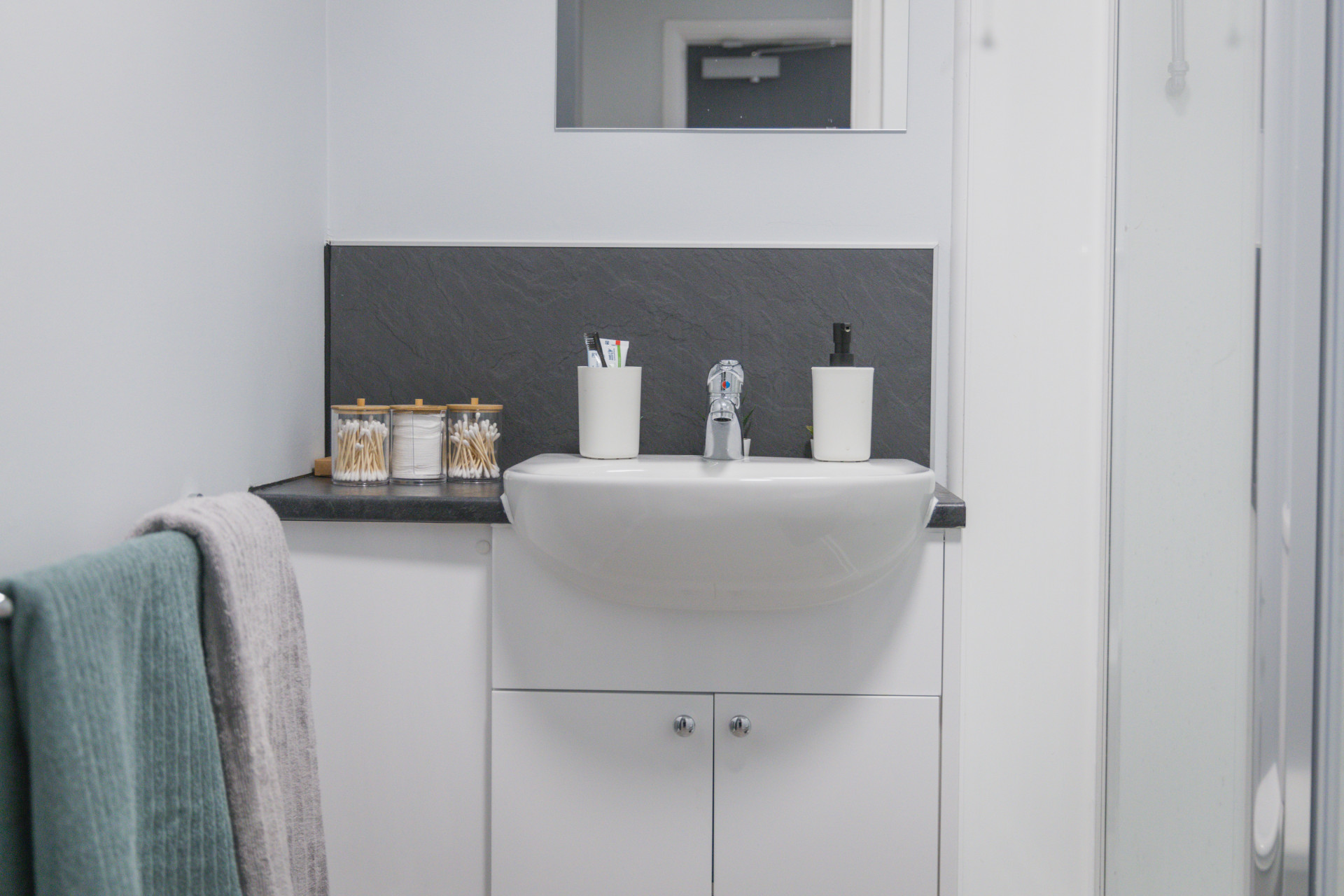 Bronze Room - Madison Gardens - Gallery - 38
