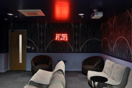 B16 Studios - Gallery - 18