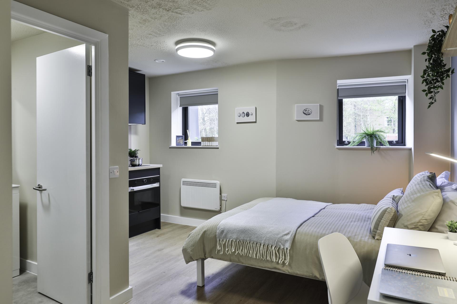  Silver Studio  -  Ladybarn House  - Gallery -  18